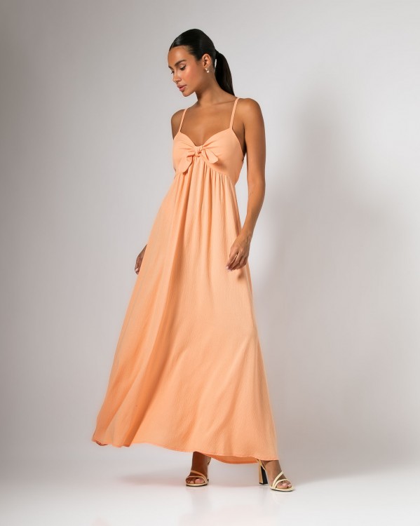 Φόρεμα maxi με λεπτή τιράντα και δέσιμο στο στήθος Apricot 